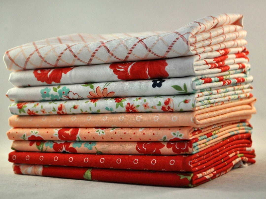 Smitten Reds 9 Fat Quarter Bundle by Bonnie and Camille for Moda, 2 1/4 ...