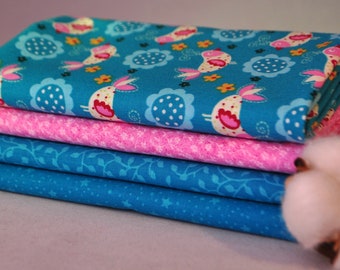 Polka Dot Chickens-A 4 Fat Quarters Bundle, 1 Yard Total