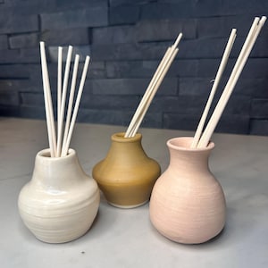 Handmade ceramic reed diffuser