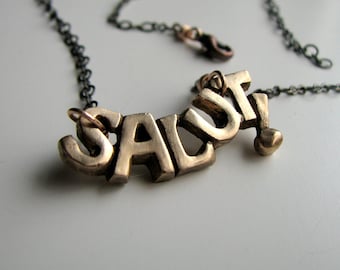 French text necklace Salut typography