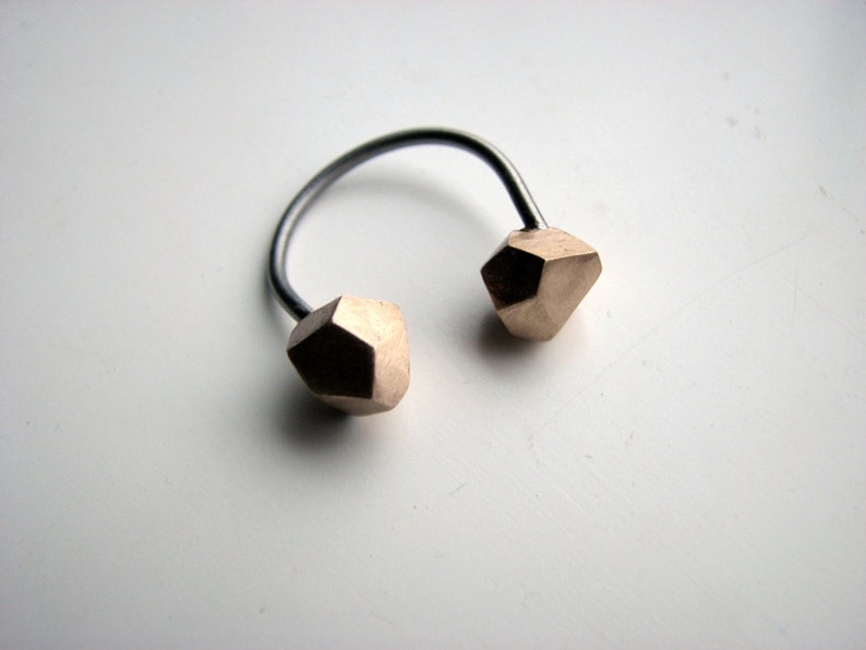 Minimal facet ring geometric jewelry image 3