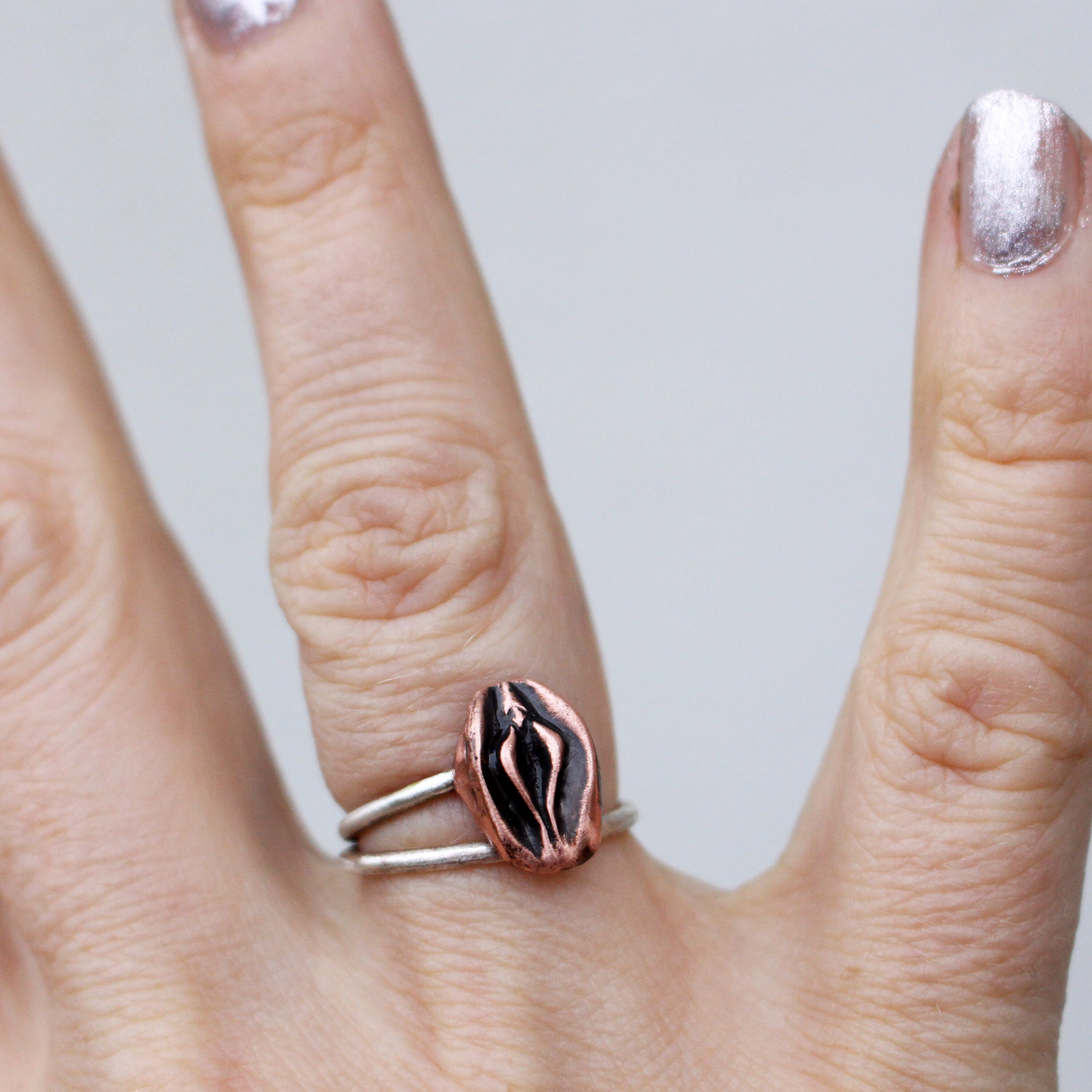 Pussy Ring in Silver and Copper, Labia Art - Etsy
