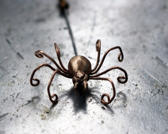 Spider stick pin brooch