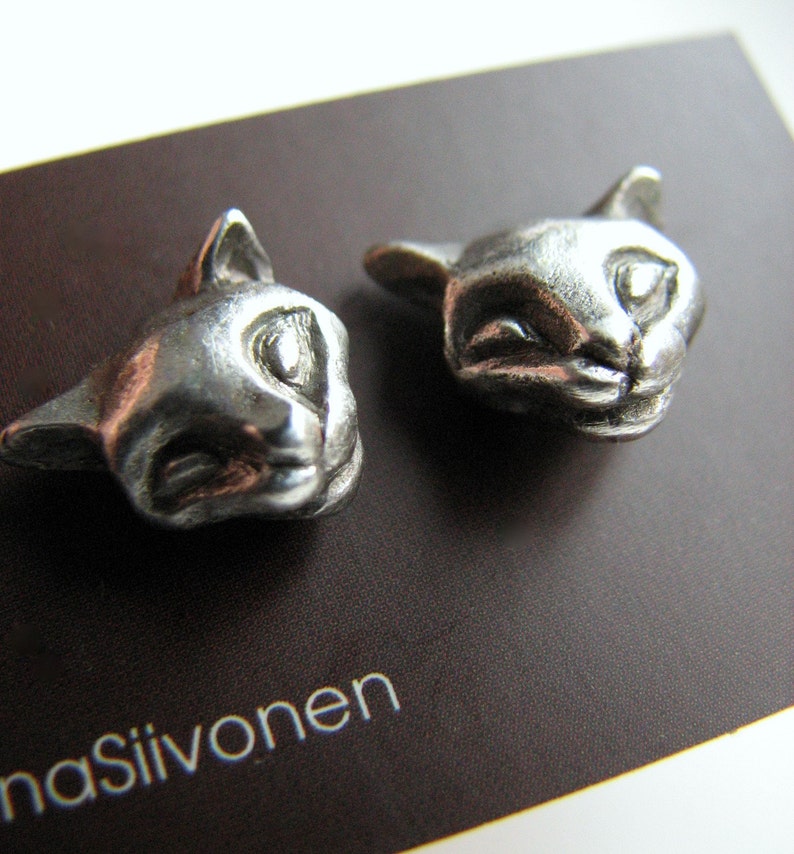 Silver cat earrings niobium or titanium post image 5