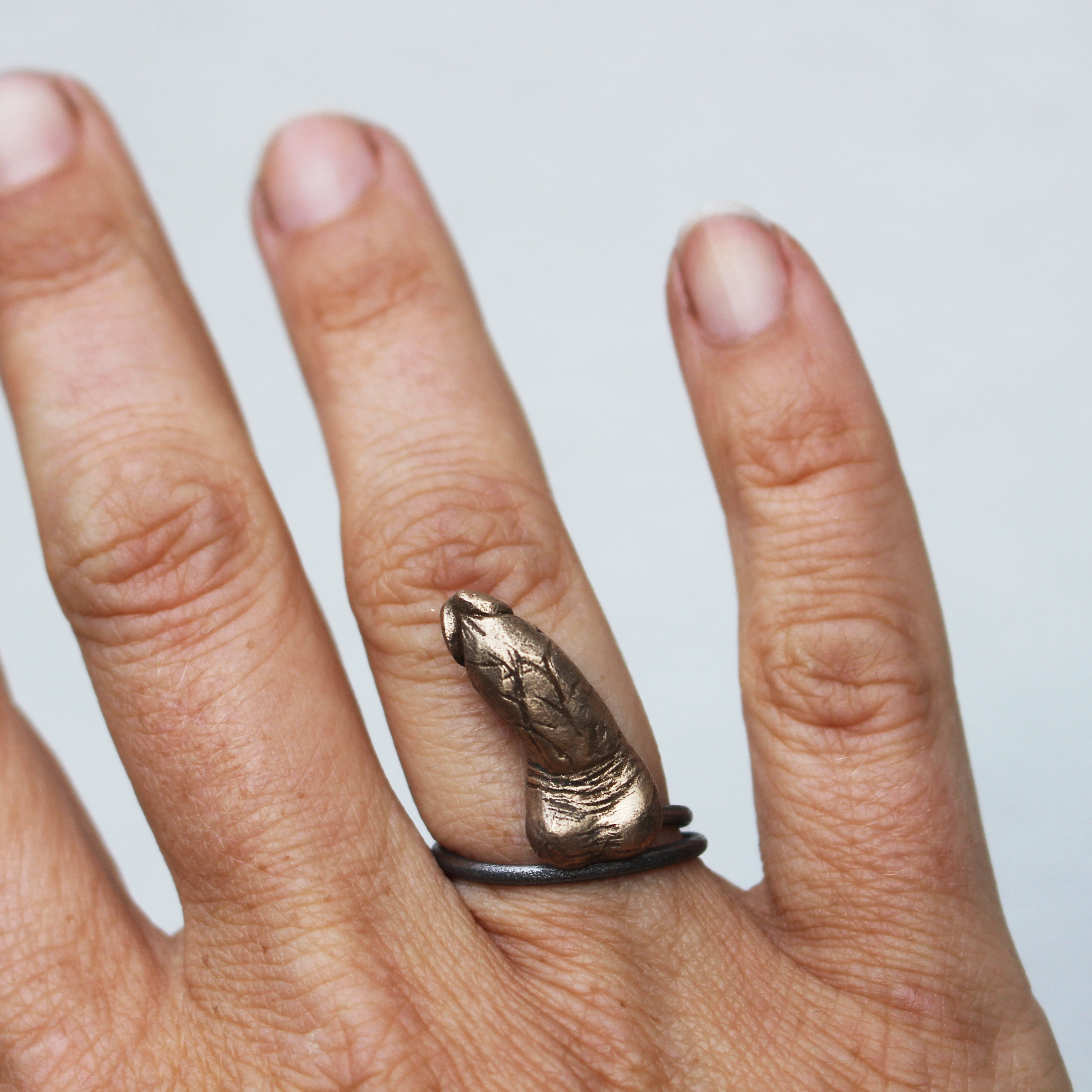 Maduro. Anillo de dedo Dick arte del pene. Etsy Mexico