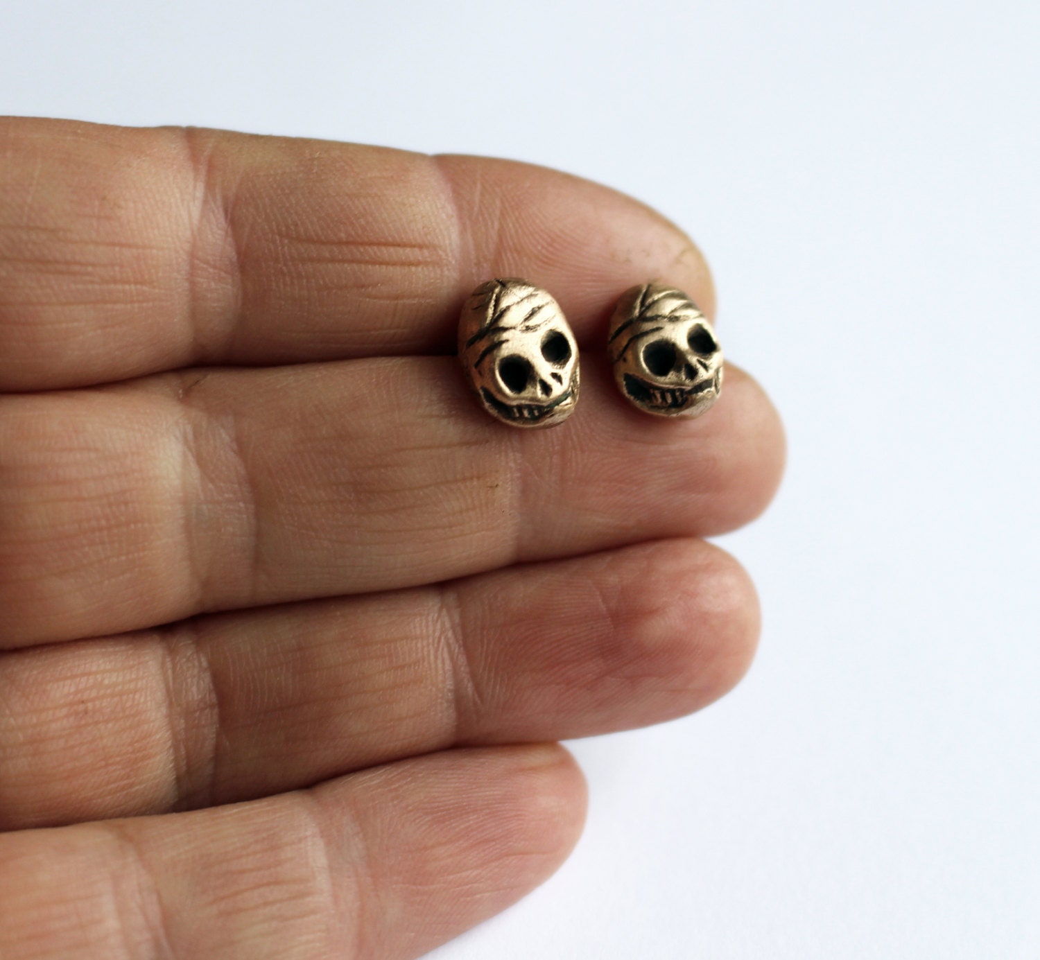 Skull bead earrings Clearance