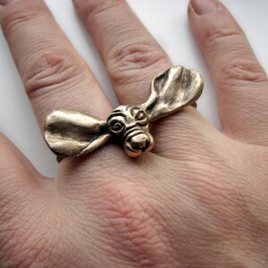 Basset dog two finger ring image 2