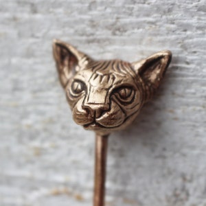 Sphynx cat hair stick