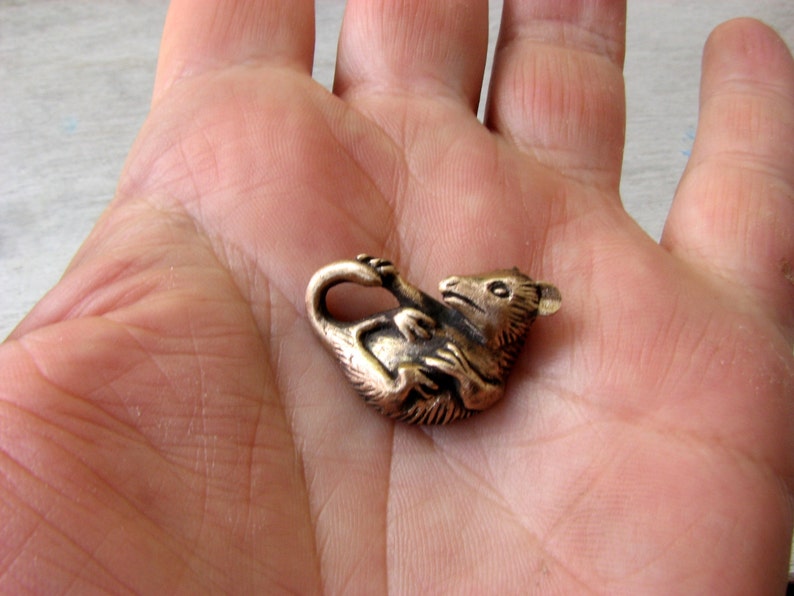 Baby opossum pendant image 5