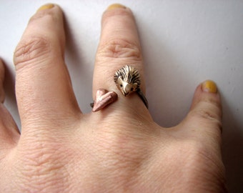 Hedgehog valentine ring