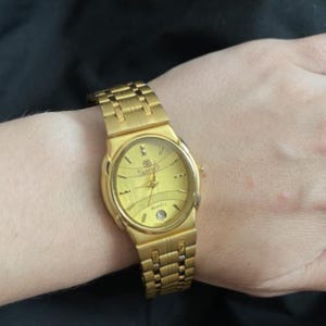 Vintage Gold Tone Quartz Swiss Watch