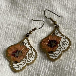 Vintage veelkleurige geëmailleerde bloemen cloisonné hangoorbellen