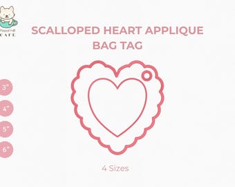 Könnte beinhalten: Ein rosa Applikations-Taschenanhänger mit gewelltem Herz-Design. Der Anhänger hat eine Herzform mit gewelltem Rand und einem Loch oben. Das Bild enthält den Text "SCALLOPED HEART APPLIQUE BAG TAG" und Größenoptionen.