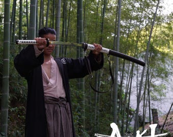 Michonne’s Katana Life-Size Replica from The Walking Dead, Handcrafted Japanese Katana, TWD Cos Prop, Bespoke Cosplay Gift, Custom Present