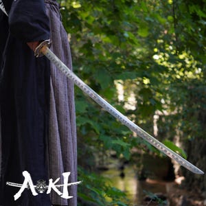 Vergil’s Yamato Life-Size Replica from DMC V, Handcrafted Japanese Katana, Devil May Cry 5, Bespoke Cosplay Gift for Him, Custom Present