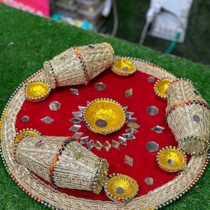 18 Inch Velvet Dholki Plate – Handmade Decorative Thali with Dholki Drums & Mirror Work | Indian Wedding Rasam Tray | Festive Gift Plate
