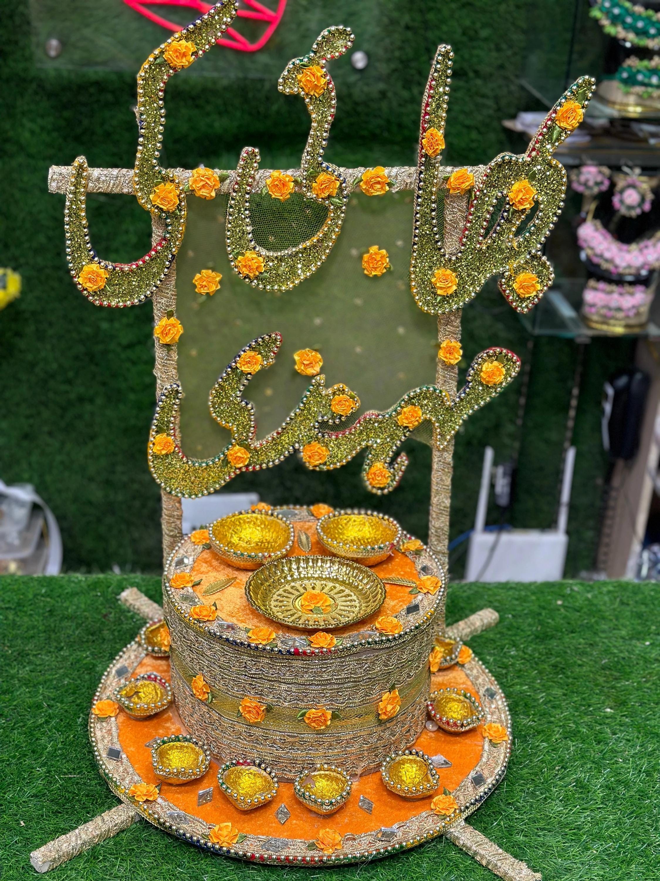 Handmade Velvet Bhai Ki Mehndi Thaal: Wedding Decor Tray With