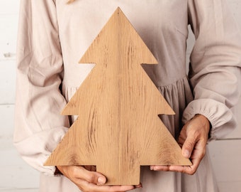 Tree Shaped Wood Board | Christmas Decor | Reclaimed Barnwood | Holiday Charcuterie | Tray | Bread Board