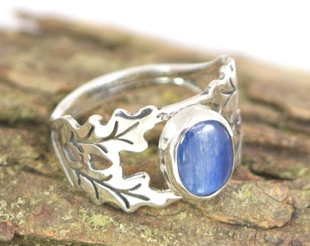 Kyanite Ring with Oak Leaf Detail - Size 7