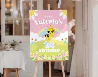 Chiquitita Bee Birthday Welcome Sign, Bee Birthday Decoration, Girls First Birthday, Welcome Board