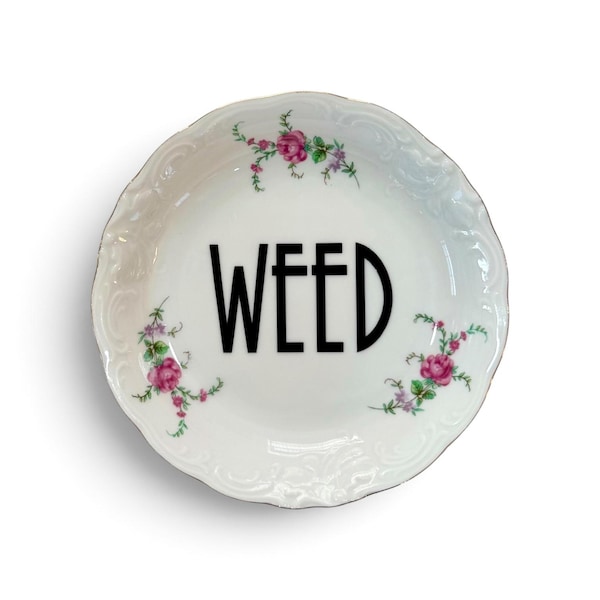 Cuenco vintage reciclado con motivos de marihuana: decoración divertida para fumadores, regalo para amantes del cannabis, toque ecléctico y maximalista.