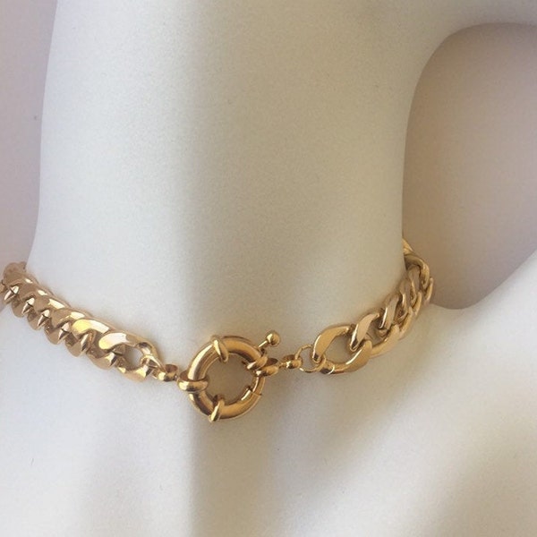 Link Chain Gold choker Front Clasp