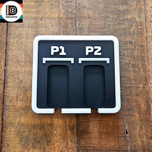 2026 F1 Grid-Style Keys Holder Wall Mount P1 P2 Personalized or Driver Keychains Bag Charms Formula One Couple 2 Person Home Décor Gift image 3