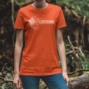 Lustenau T-Shirt | Vorarlberg Karte minimalistisch | Austria Souvenir | Geschenkidee für Heimatliebende