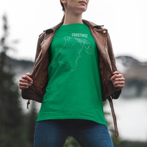 Frastanz T-Shirt | Vorarlberg Karte minimalistisch | Austria Souvenir | Geschenkidee für Heimatliebende