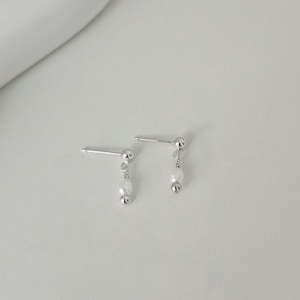 Pearl Studs