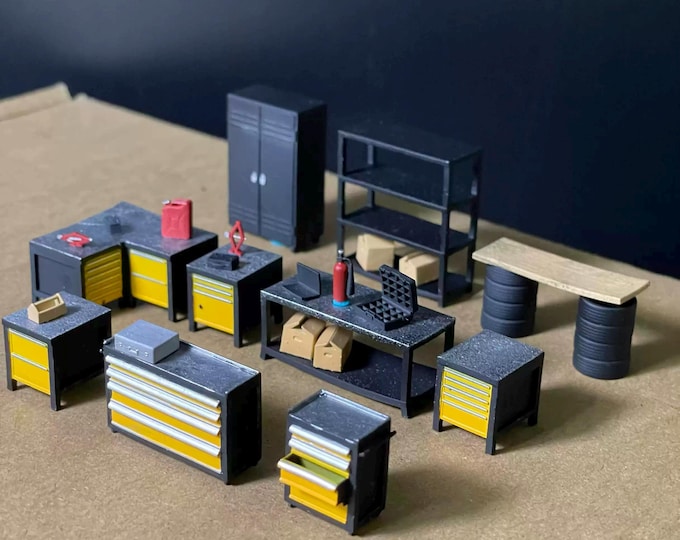 1:64 Scale Garage Diorama Scene – Miniature Workbenches, Workshop Tools ...