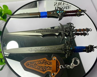 Lich King Frostmourne Sword Replica: World of Warcraft Metal Model