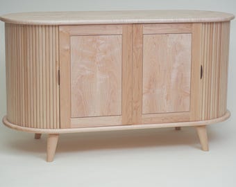 Handgemaakt dressoir van esdoorn | Middeleeuws modern, custom walnoot, eiken, kersen