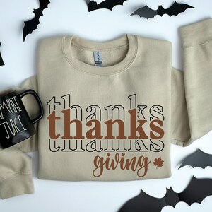 Sudadera de pavo de Acción de Gracias: un ambiente otoñal acogedor