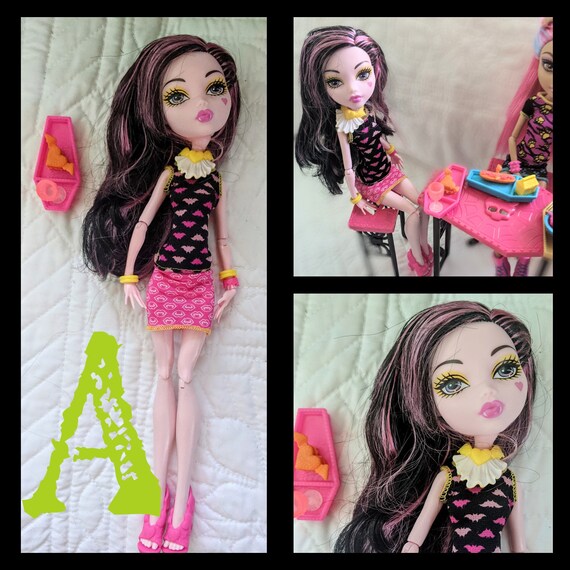 Monster High Creepateria Draculaura Doll 