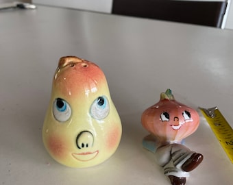 Anthropomorphic Ceramic Ceramic Salt and Pepper Shakers/ Salt and Pepper/ By Gatormom13