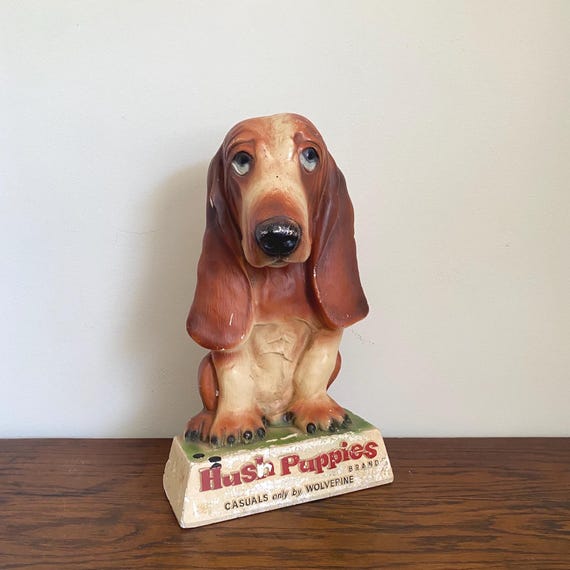 Bassett Hound 1960's Chalkware Basset Hound Dog Shoes, Antique