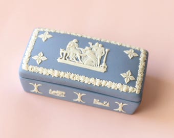 ウェッジウッド、70年代ヴィンテージブルージャスパーウェア