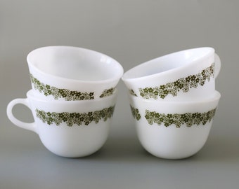 Vintage Set of 4 Pyrex Spring Blossom Crazy Daisy Coffee Tea Mugs with Handle