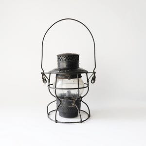 Antique Railroad Lantern  Adams Westlake Adlake Kero 250 Lantern,New York - Chicago