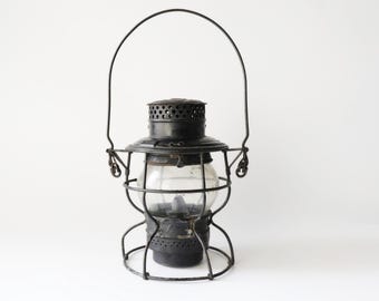 Antique Railroad Lantern  Adams Westlake Adlake Kero 250 Lantern,New York - Chicago