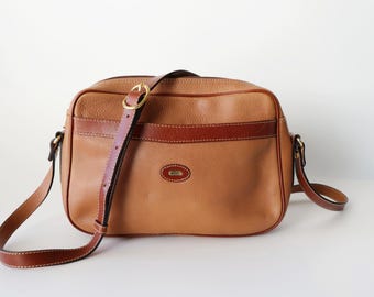 Vintage Bally Tan Color Pebble Leather Cross Body Purse, Shoulder Bag, Made in Italy