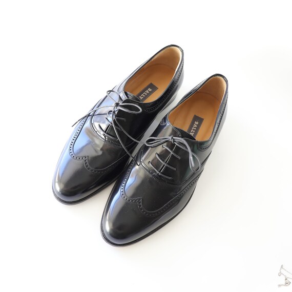 Bally Wingtip Shoes luxury-men-bally-used-shoes-  main image 2