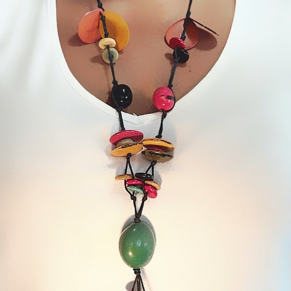 Tagua and Bombona seeds Woman Necklace set.