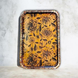 Vintage Tobacco Rolling Box