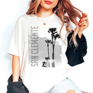 San Clemente California Tshirt Topical Black and White Photo Gift Shirt for Women SoCal Tee Orange County T-shirt