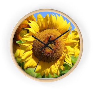 Sunflower Wall Clock, Bright Floral Décor for Home, Perfect Gift for Garden Lovers, Boho Style, Mother&#39;s Day, Summer Vibes