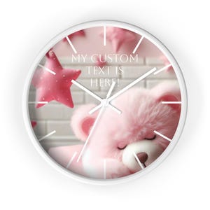 Reloj de pared con osito de peluche rosa &quot;Dulce Hogar&quot;, decoración acogedora para el hogar, bonito regalo para parejas, decoración de pared para habitación infantil, regalo para baby shower, artículos esenciales para habitación infantil