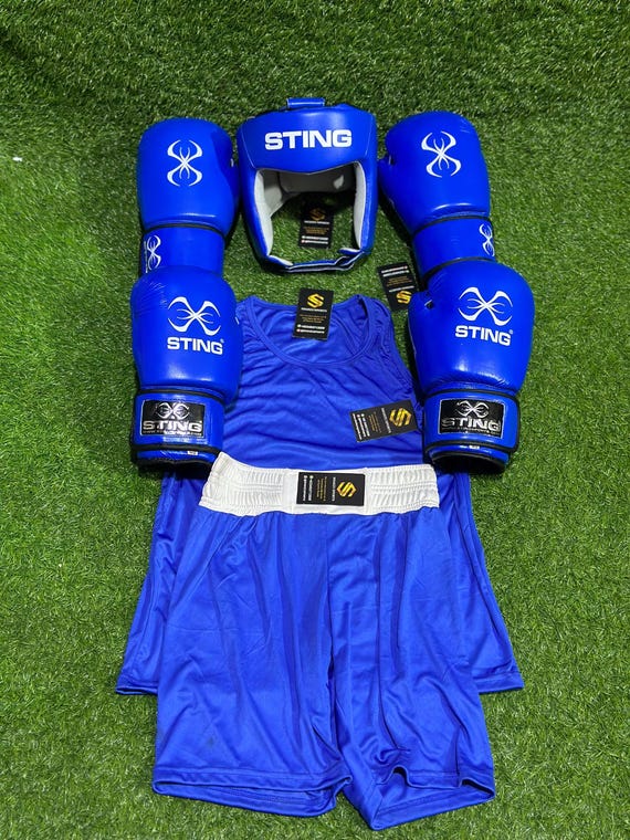 Boxing Set – Gloves, Headguard, Outfit & Hand Wraps | Complete Training Gear Kit