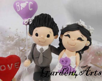 Customize Love Couple wedding cake topper-- circle clear base --Anniversary gift